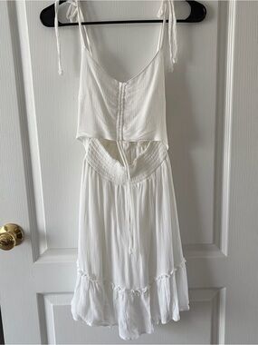 White hollister mini dress